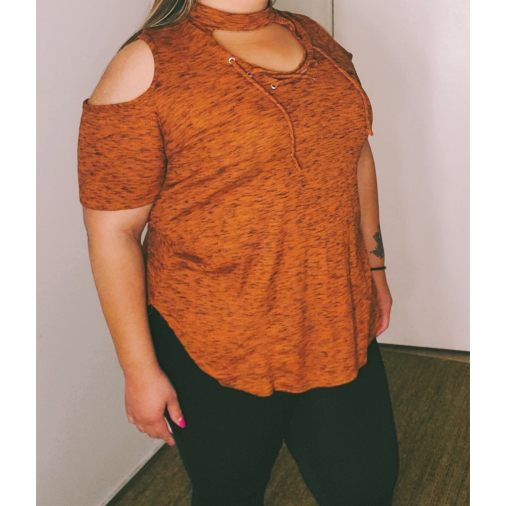 Brown/Tan Cold shoulder top - Picture 1 of 3